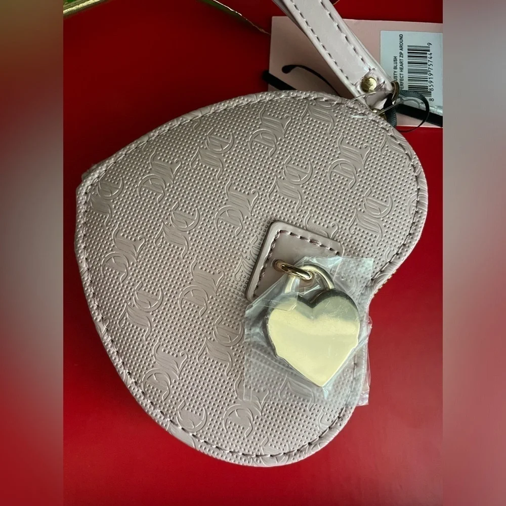 Juicy Couture Wallet,Juicy Couture Pink Heart-Shaped Wristlet